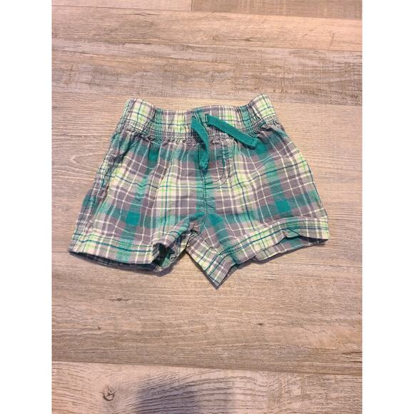 Child of mine by carters 3 to 6 month boys plaid shorts - Picture 1 of 4